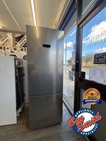 BOSCH 70/30 FRIDGE FREEZER