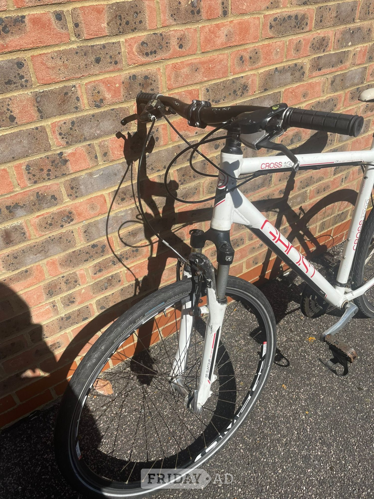 Eastbourne Ghost hybrid bike 