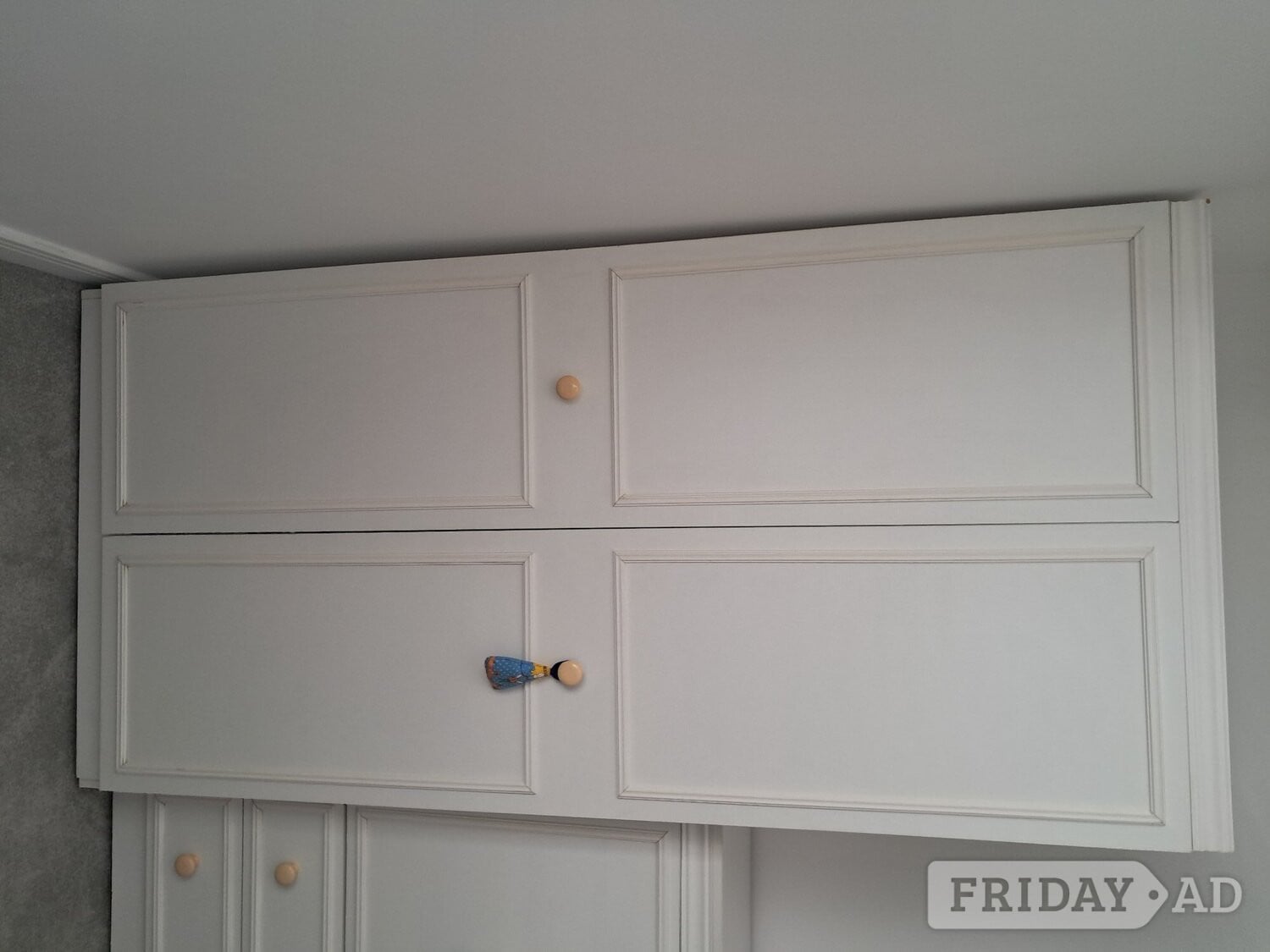 Double wardrobe with shelf in Seaford