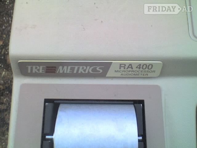 TREMETRICS RA400 Microprocessor Audiometer Console & Headphones -