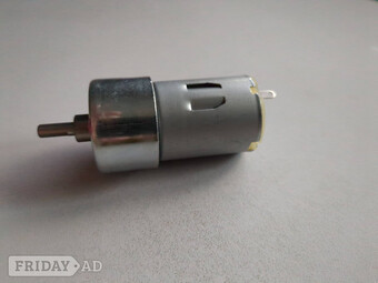 DC Gearmotor 10 RPM at 3V  *NEW*