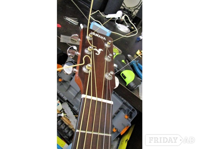 Northampton YAMAHA FG 700MS
