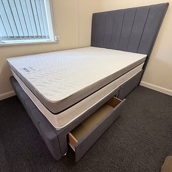 DOUBLE - STRIPE DIVAN 2 DRAWERS FLOOR STANDING HEADBOARD /MEMORY 