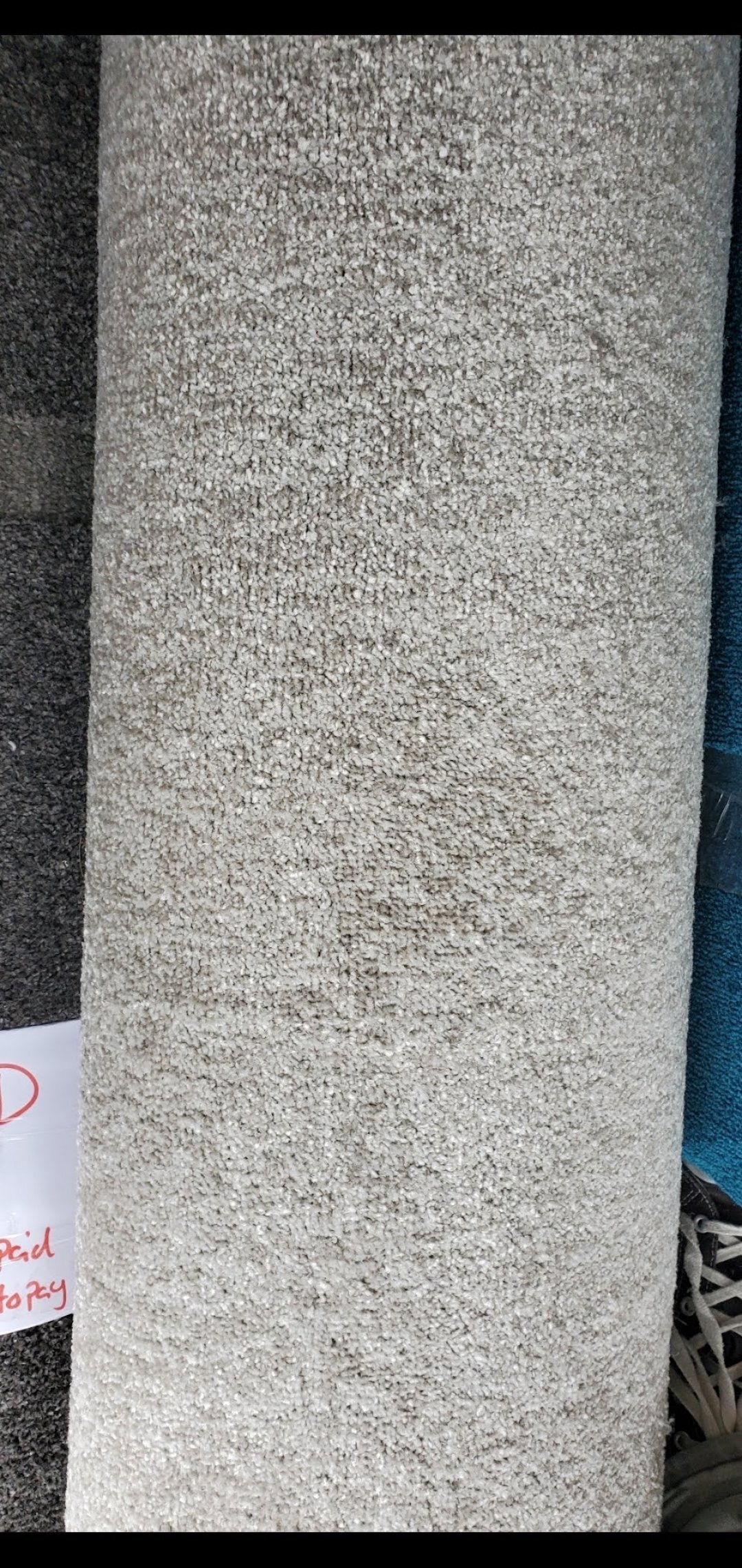 Carpet off cuts rems 