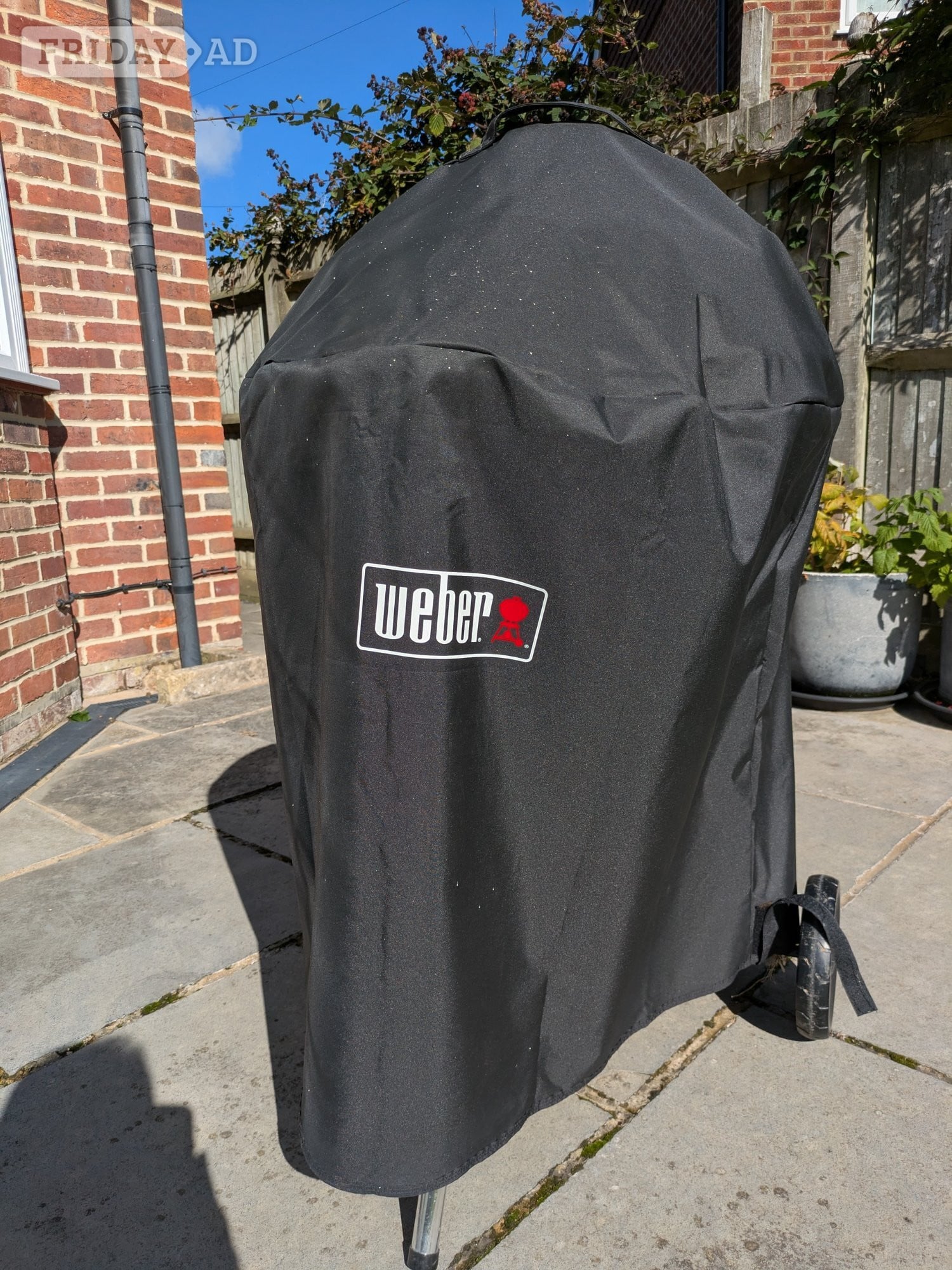 Weber Kettle BBQ 57cm - As New - "Top of the line"  - Garden in Bexhill-On-Sea