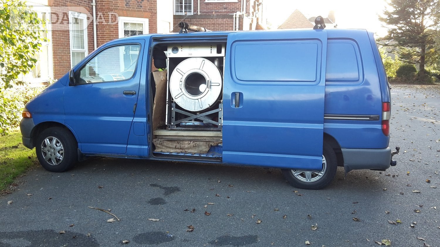 Toyota HiAce Van in Eastbourne