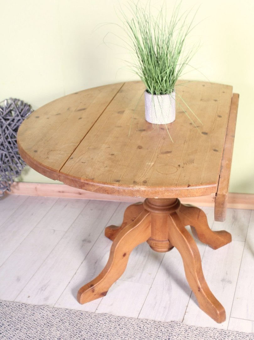 Delivery Options - Old Rustic Farmhouse Round Dropleaf Table Seat - Furniture in Hailsham
