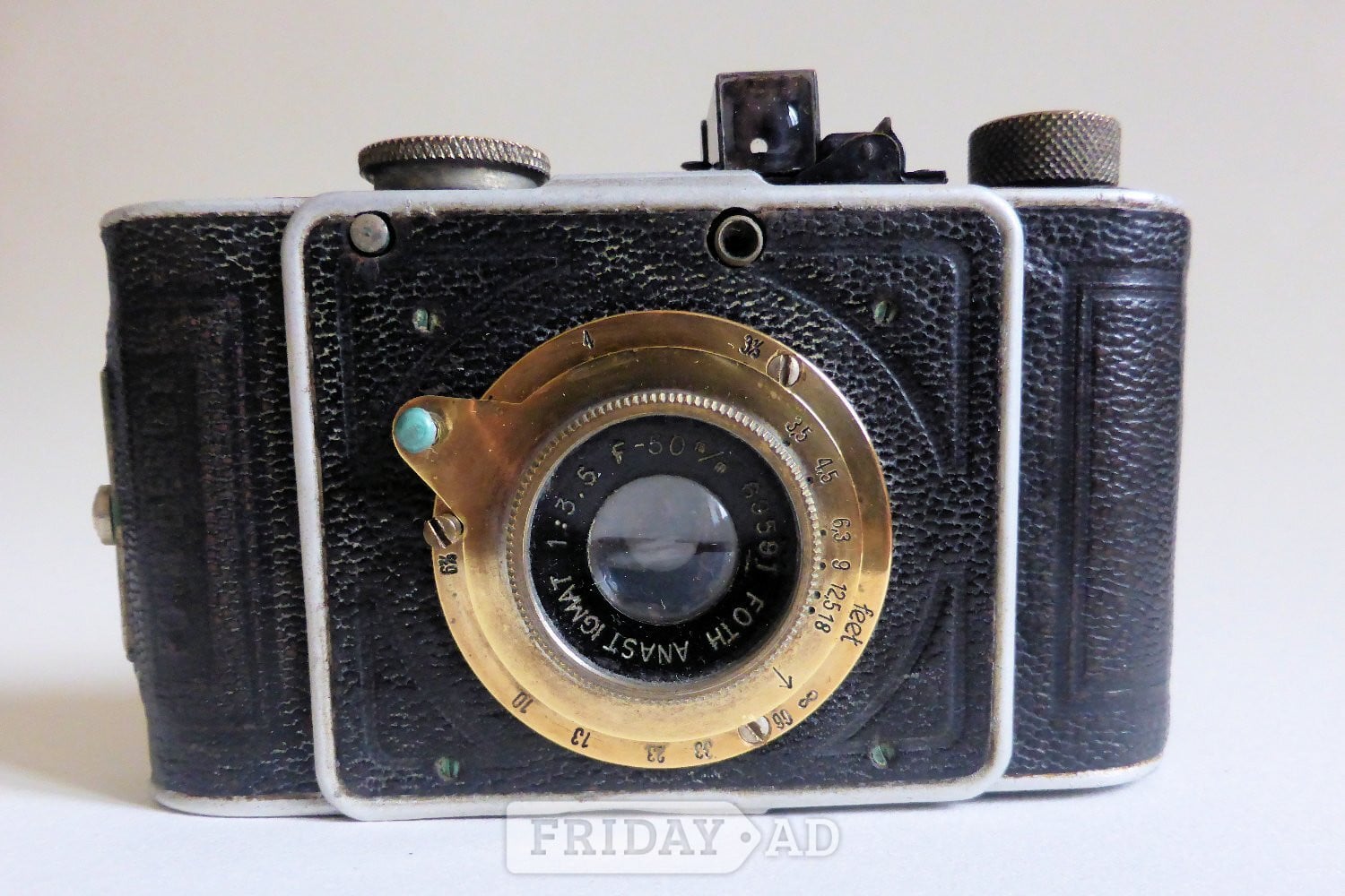 Foth Derby vintage folding German camera. in Wells