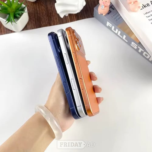 London  iPhone 17 Pro  Air Prop Phone for Display Photography