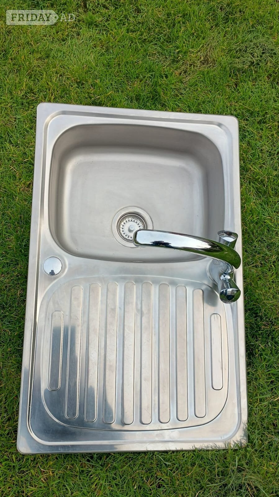 Single bowl kitchen sink with fittings, mixer tap with connectors - DIY