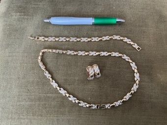 Beautiful jewellery set 
