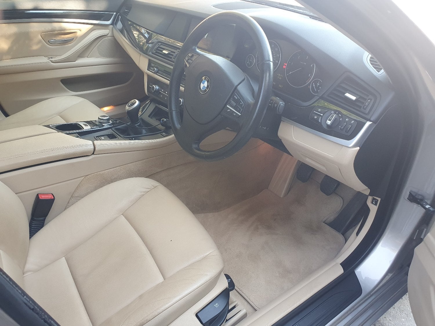 BMW 520D 2.0 DIESEL 6 SPEED MANUAL 2010 94,000 GENUINE MILES  - Cars