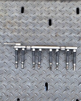 Nissan Juke HR16DE Injector Set x8 166001KT0A - Seal Missing