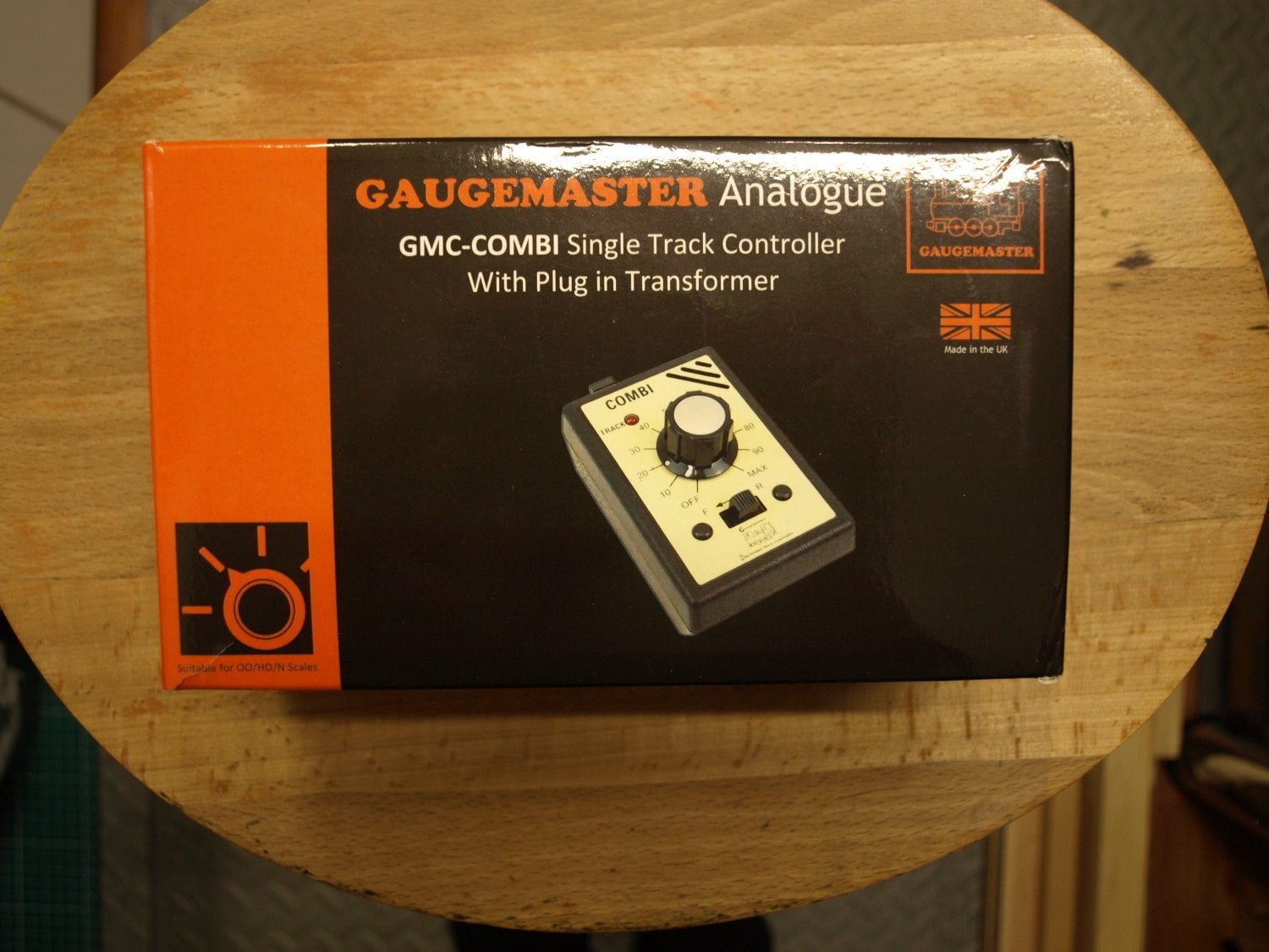 Gaugemaster Anologue GMC-COMBI single track controller in Worthing