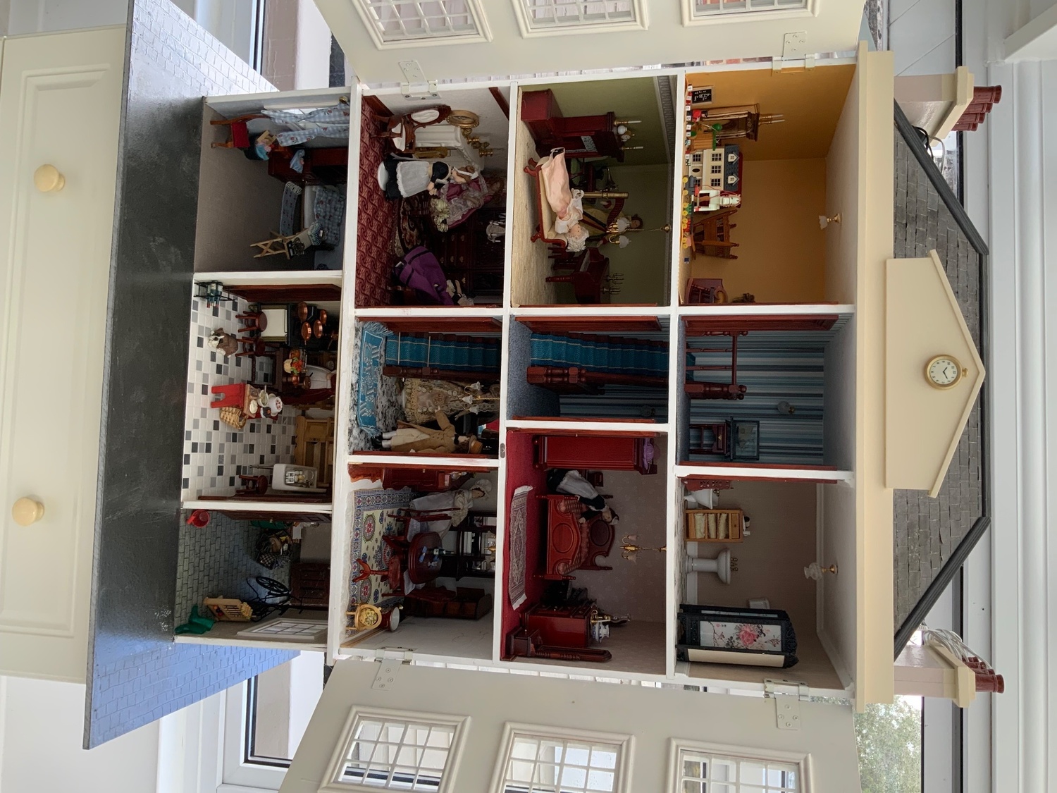DOLLS HOUSE, Dolls House Emporium, Montgomery Hall