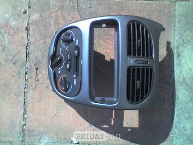 Breaking Silver Peugeot 206 2.0 HDi 2000 - HEATER CONTROL & ASSEMBLY - USED - Parts & Accessories
