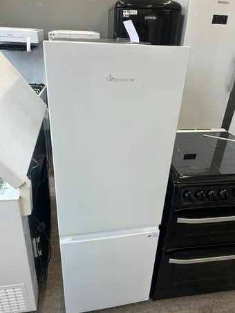 FRIDGEMASTER 70/30 FRIDGE FREEZER