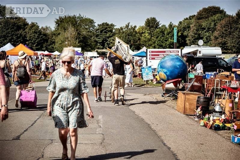 Detling Showground Antiques and Vintage Fair (nr. Maidstone, Kent) in Maidstone