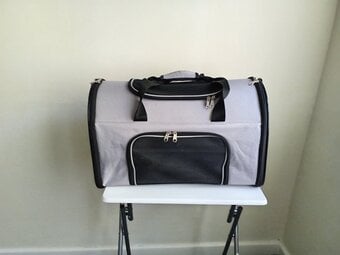 Lightweight Pet Carrier 