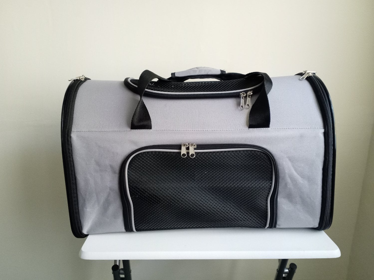 Lightweight Pet Carrier 