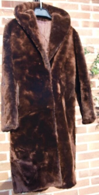 Classic Vintage 1950s 1960s coat