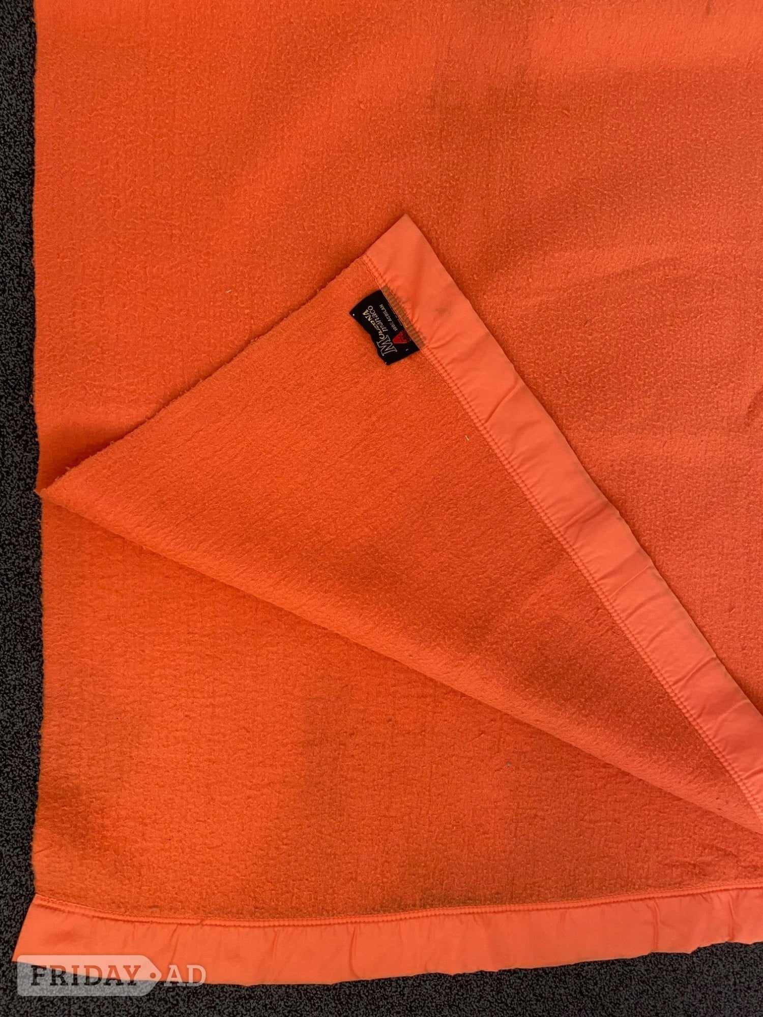 2 x Moderna Monaco 100% acrilan warm blanket made in England in Harrow