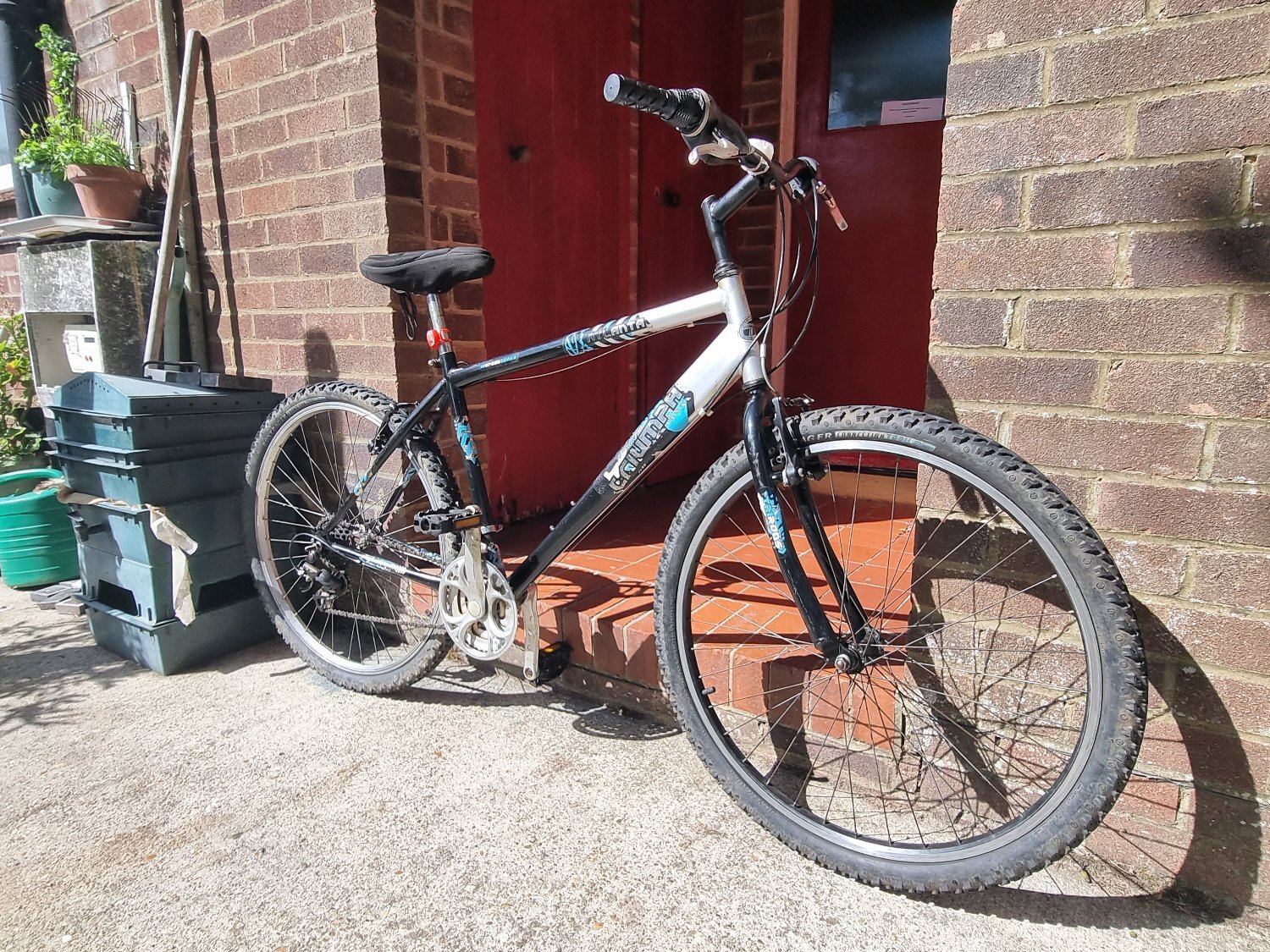 Lewes Triumph Atlanta Gents Mountain Bike 