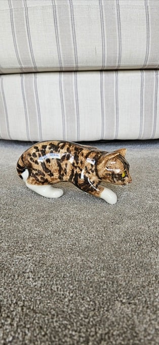 Winstanley Cat Ornament Size 2