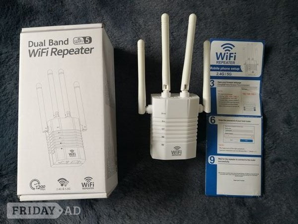 Dual Band Wi-Fi Range Extender/Repeater. Brand New, unused. - Computers & Electronics