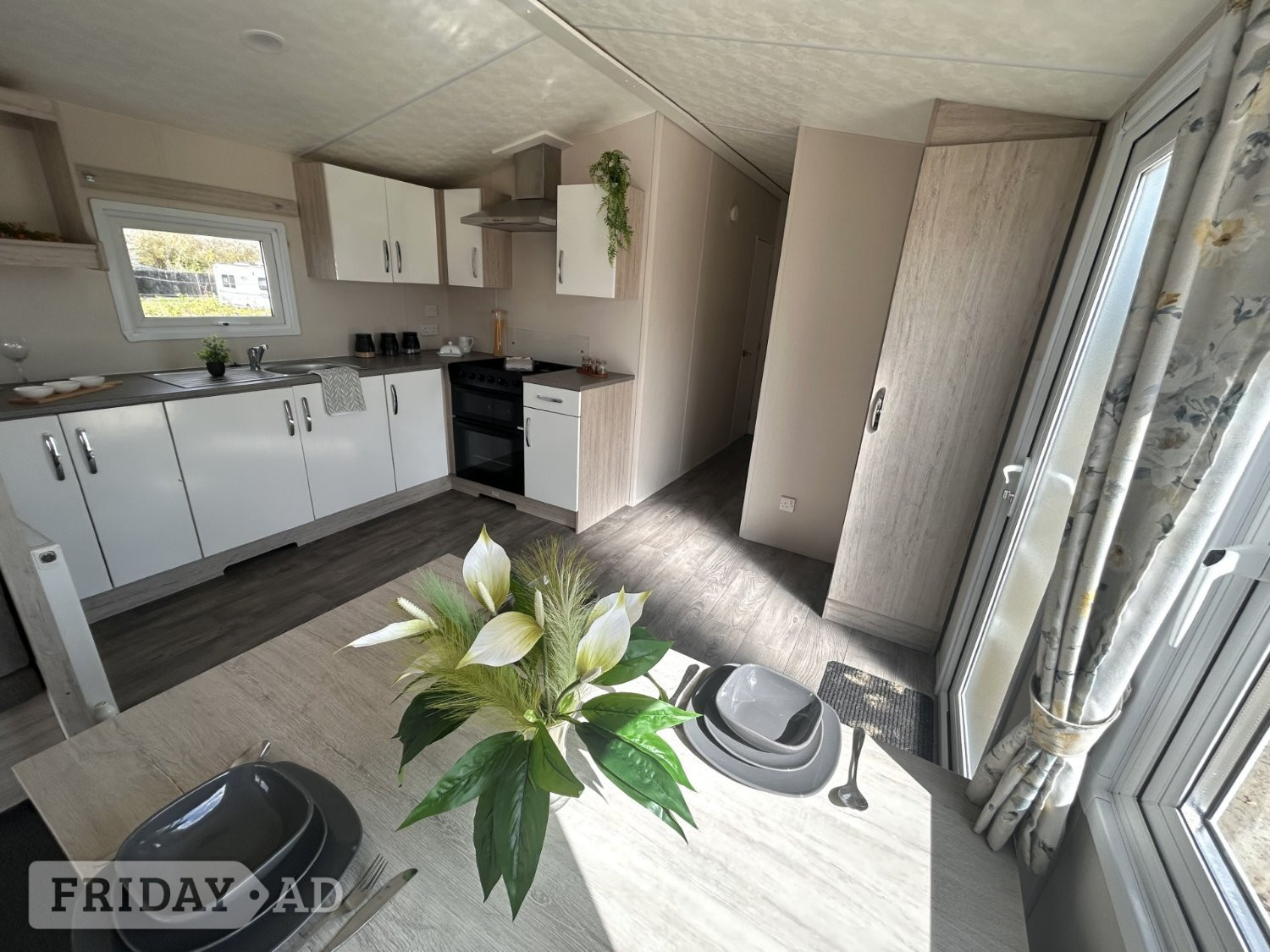 PERFECT FIRST TIME BUY ⭐ FREE 2026 PITCH FEES - Holiday Homes
