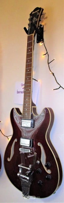 IBANEZ ARTCORE AS 73   HH Semi Hollow with Bigsby  Immaculate - Musical Instruments in Northampton