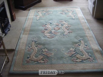 Heavy thick pile wool Chinese rug. dragon design 8ft by 5ft