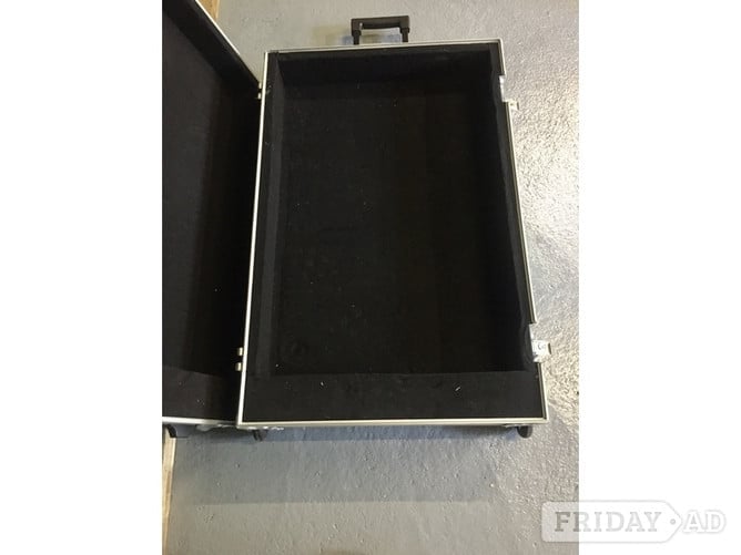 Blackwood Wheeled instrument/equipment case