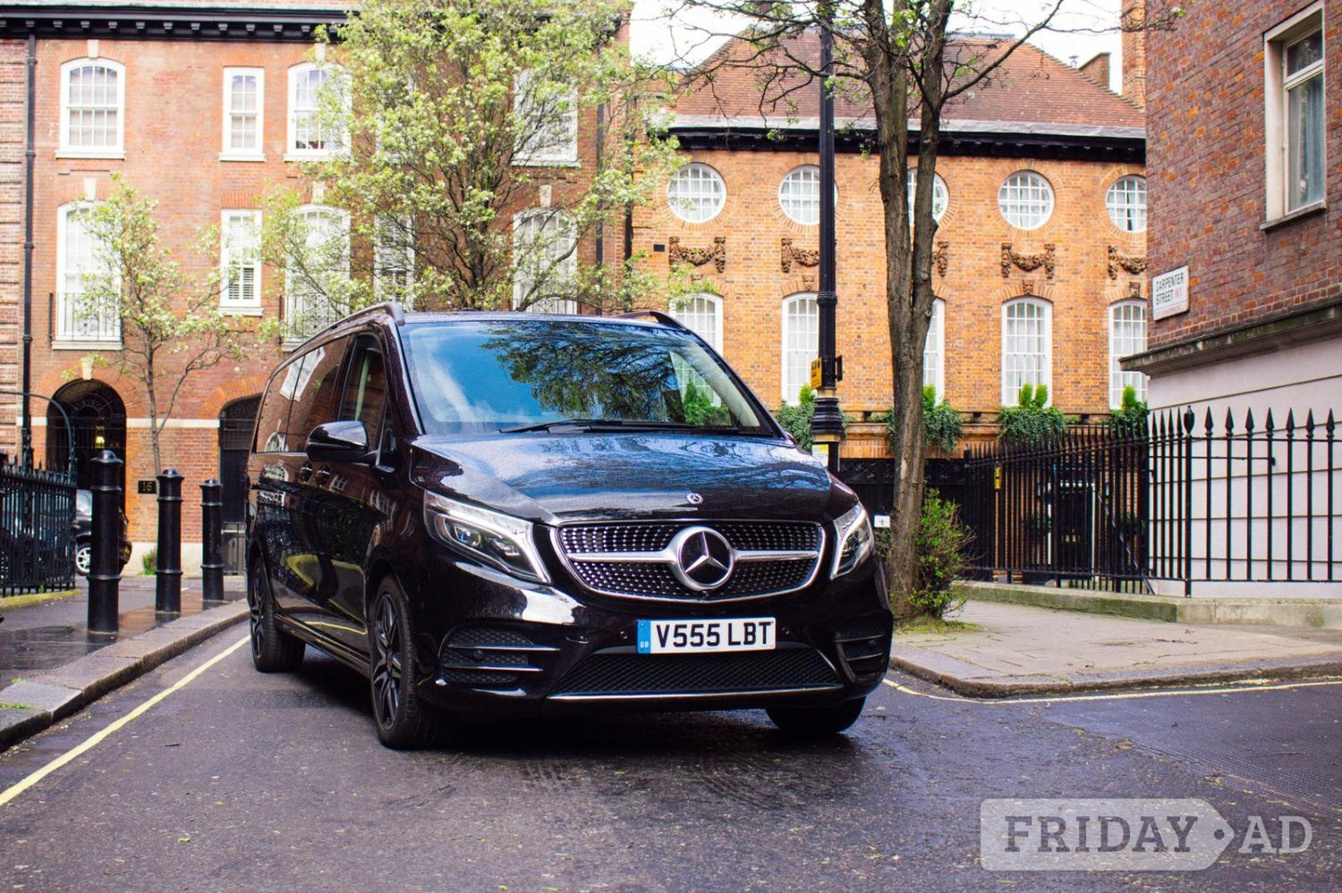 Mercedes Benz V Class Chauffeur London | Luxury Chauffeur Hire in London