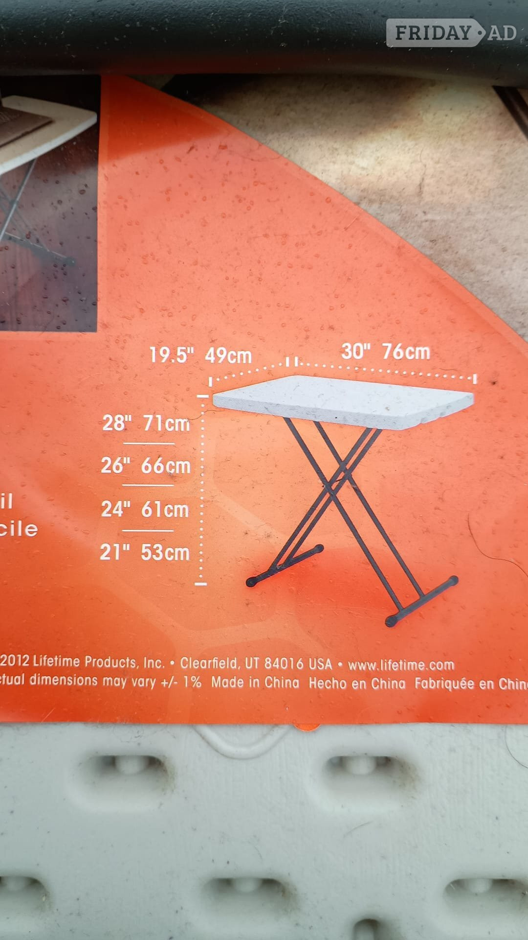 Small pop up table