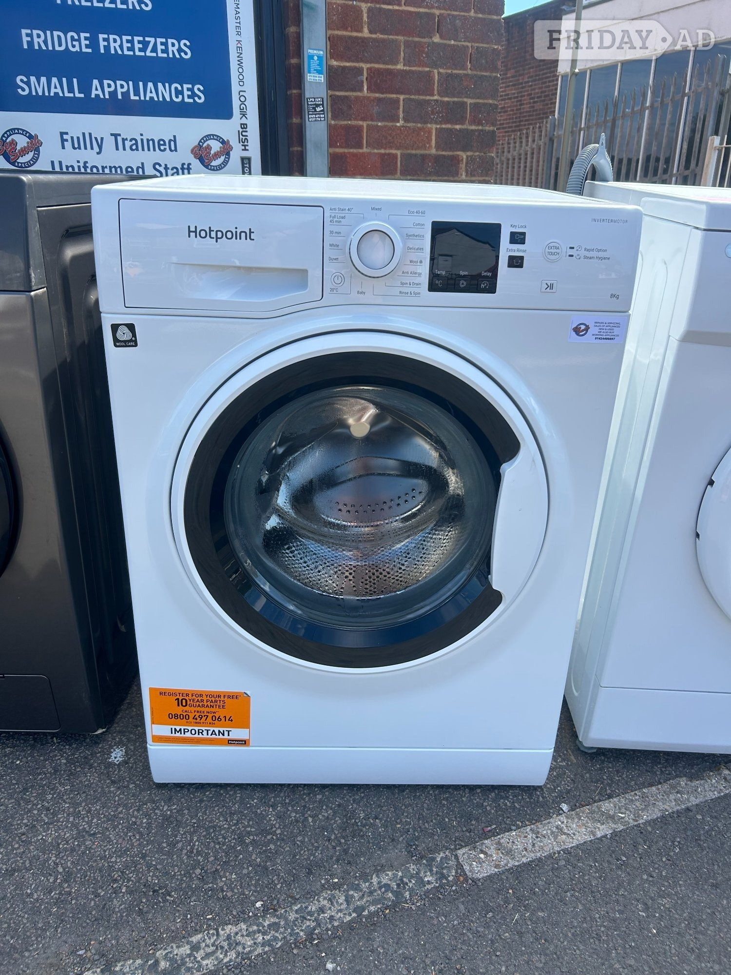 HOTPOINT 8KG WASHING MACHINE in St. Leonards-On-Sea