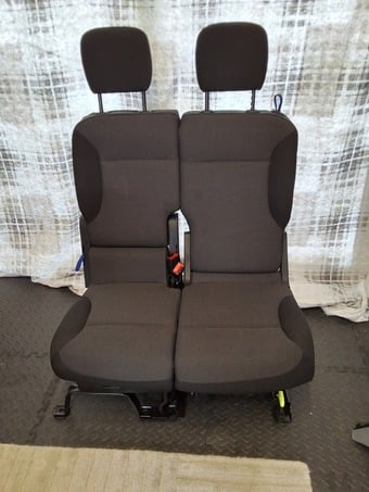 Passenger twin split seats