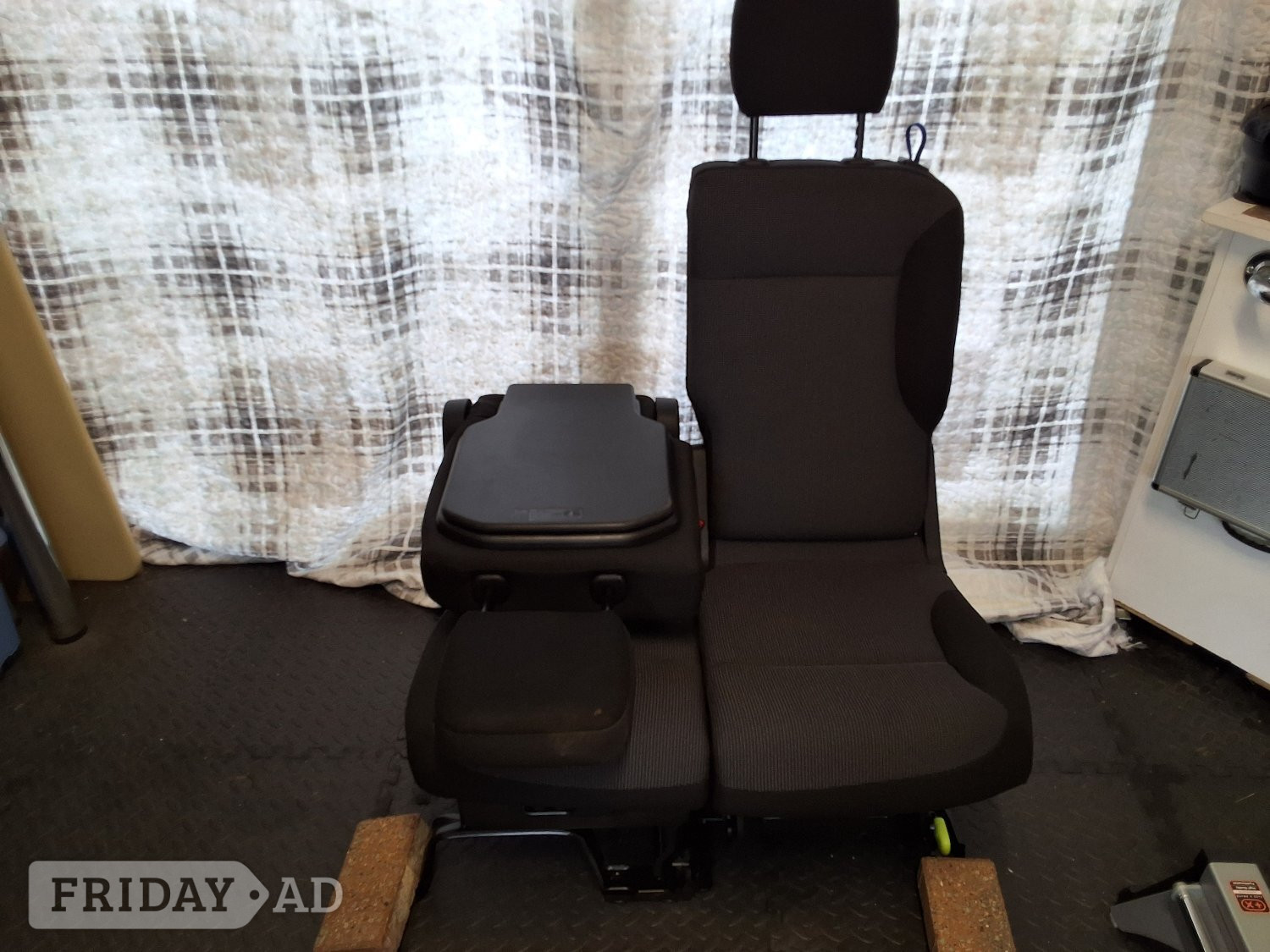 Passenger twin split seats - Parts & Accessories in Lancing