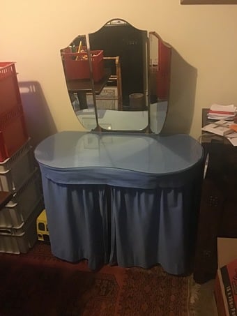 Dressing Table with mirror