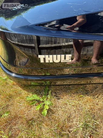 Thule Roof Box – Excellent Conditio
