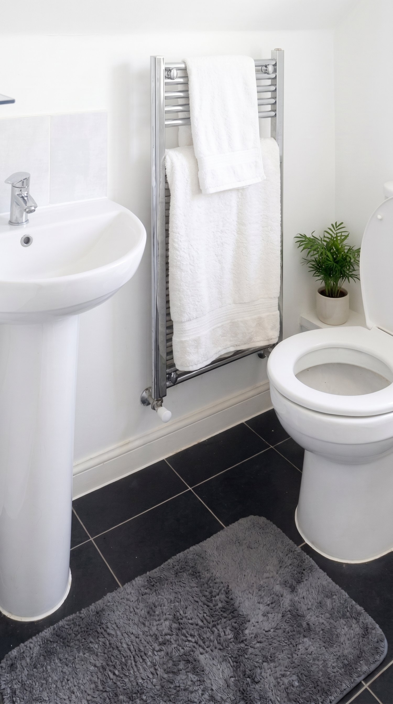 Spacious, Top Floor Studio-Style Room – All Bills Included - Rooms in Heathfield