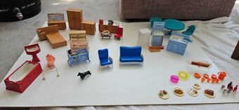 Dolls House and Barbie Furniture