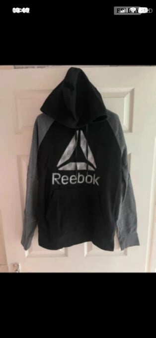 Men's Vintage Reebok black/grey Hoodie in size medium