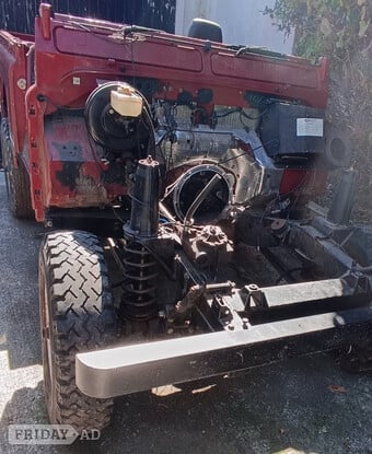 Land Rover 90 Defender rolling chassis project