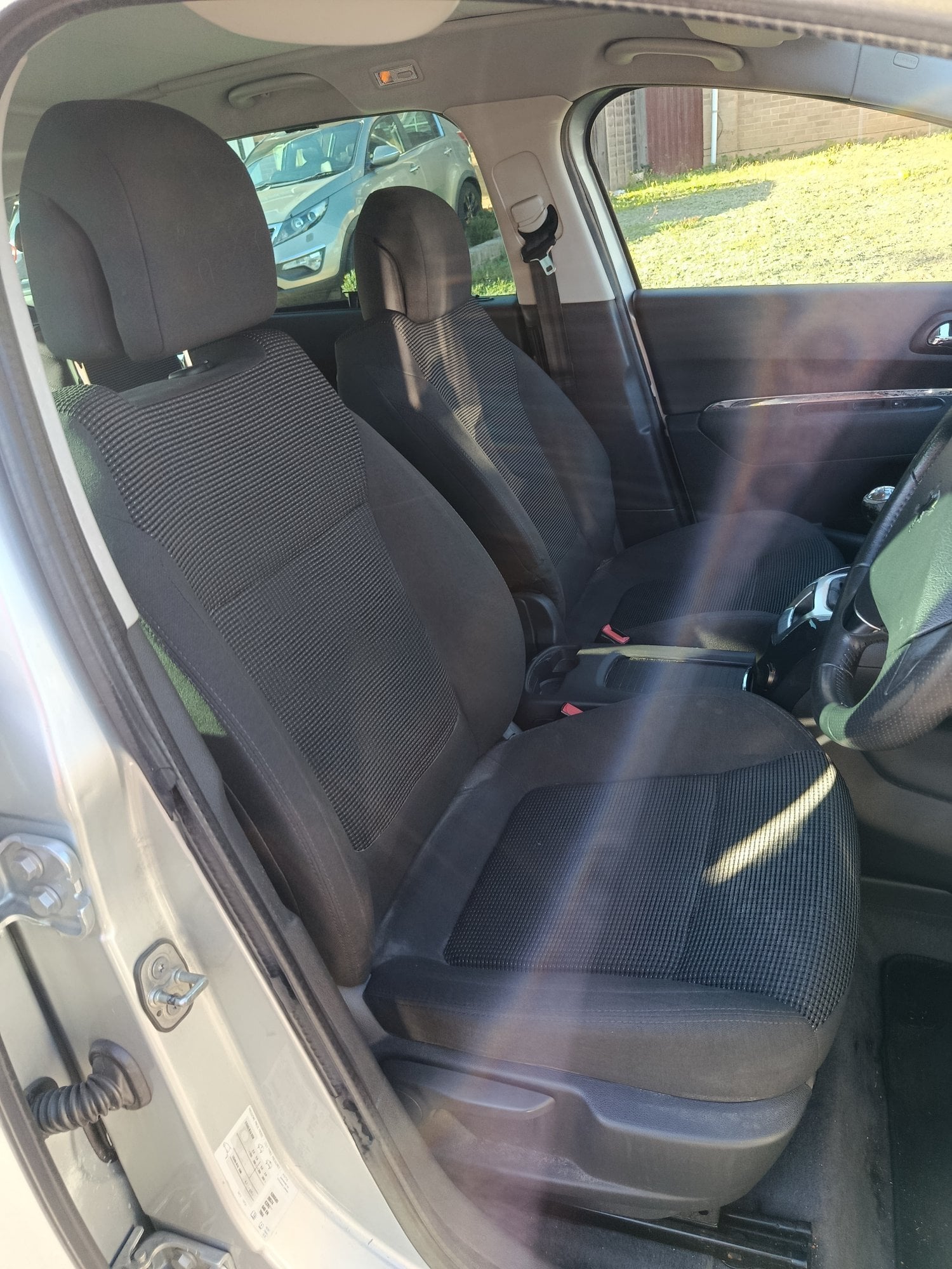 Peugeot 5008, Spares or Repair, £600 ono - Cars