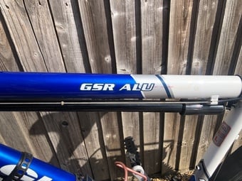 20” wheel GIANT male bike