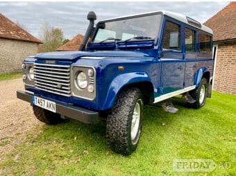 Stunning TD5 Defender 110 / New MOT