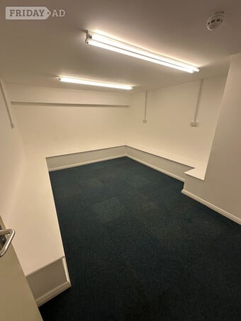 EASTBOURNE TOWN CENTRE - WORK UNIT
