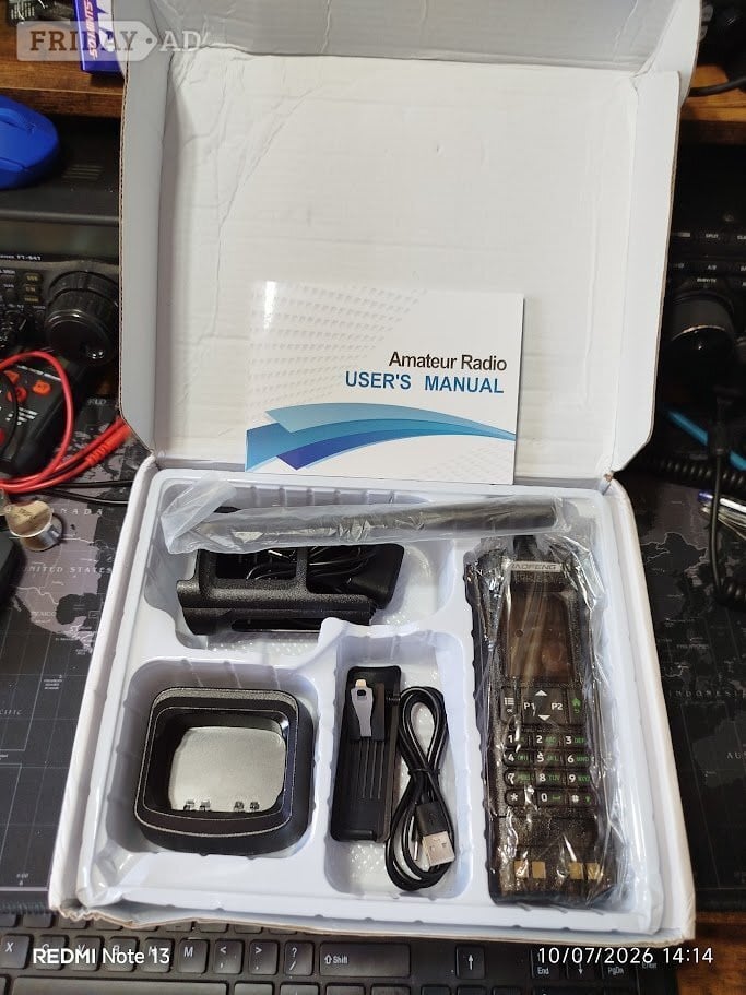 Baofeng UV-32 10-watt UHF/VHF multi-band handheld radio - Hobbies & Leisure