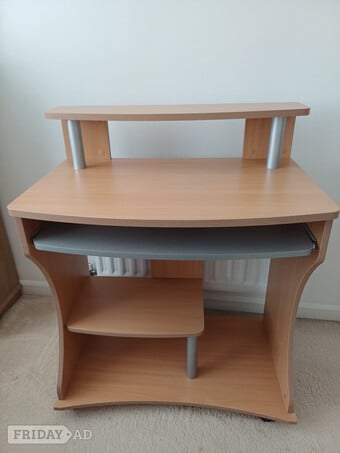 Computer desk VGC